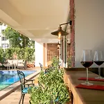 Espina Hotel 4*