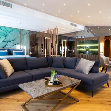 Espina Hotel 4*